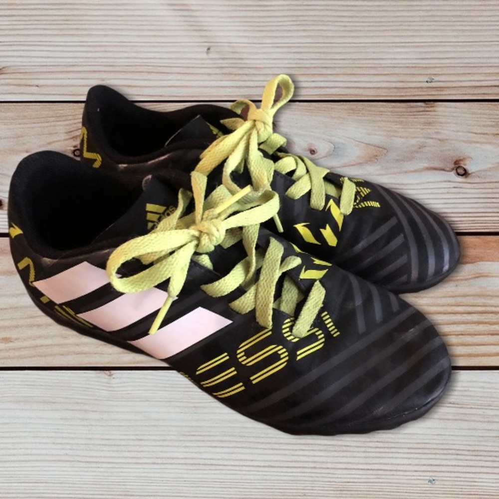 Boys Adidas Nemeziz Messi Indoor Soccer Cleats
